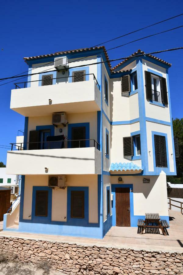 Apartamentos Cas Xurrac Es Calo Kültér fotó